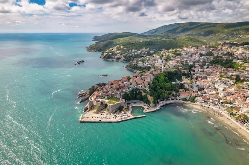 Boat crossing from Valdanos to Old Ulcinj
